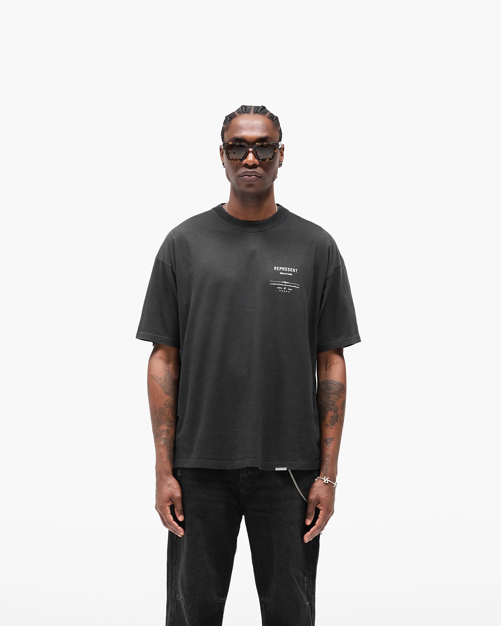 Revere Manor T-Shirt - Stained Black